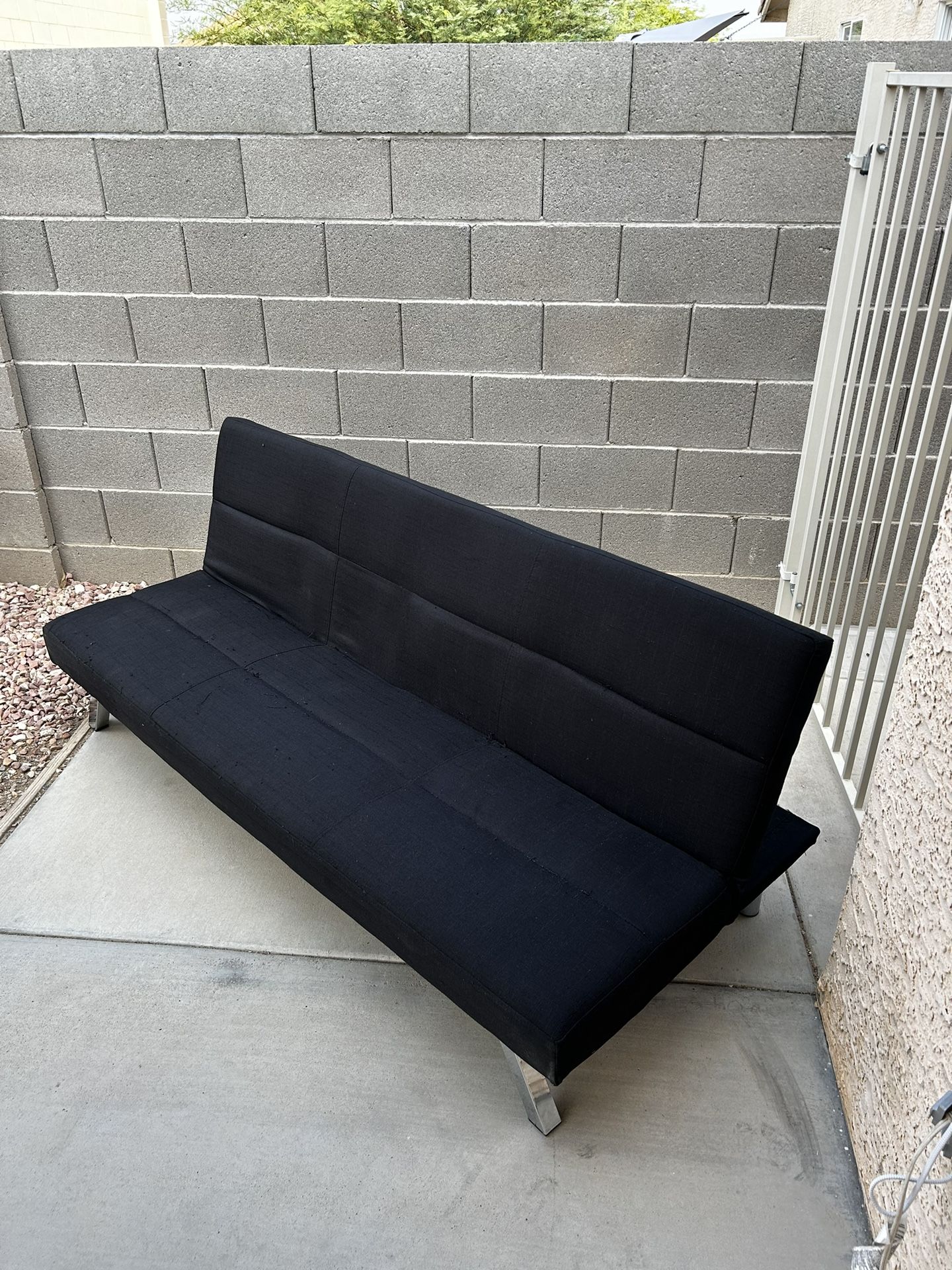 Comfy Black Futon
