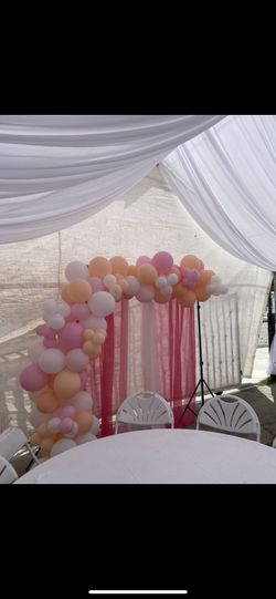 Draping And balloons