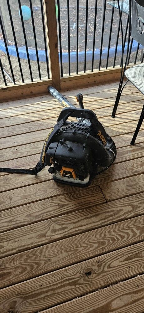 Leaf Blower
