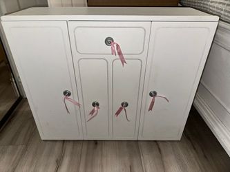 Our generation closet ‼️CLOTHES INCLUDED‼️
