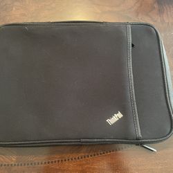 Laptop / Tablet Sleeve (Never Used)