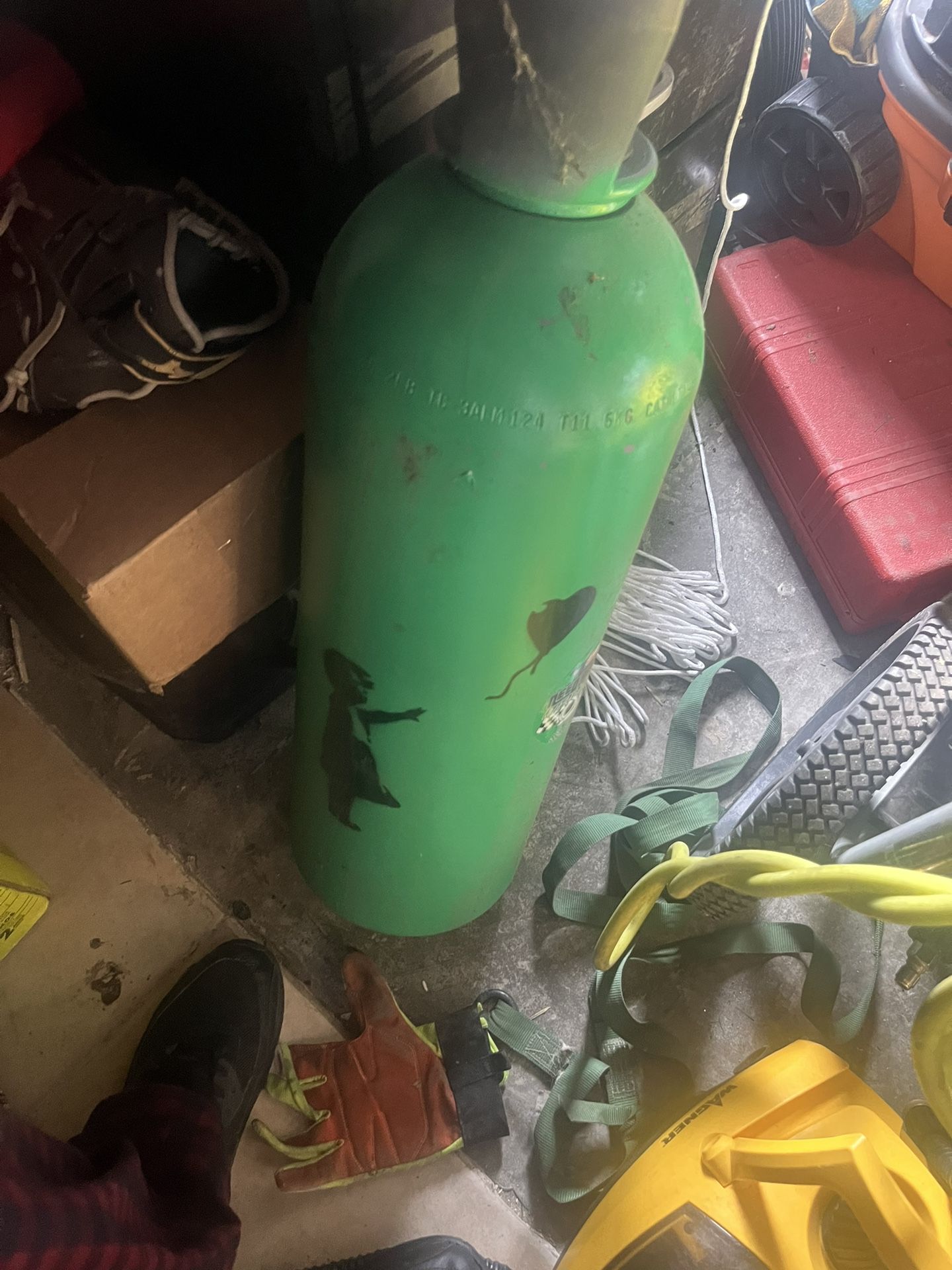 20 Pound Tank