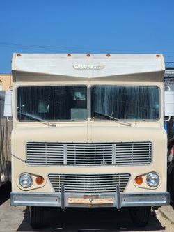 $2300.00 OBO 1975 Motorhome No Smog Needed Ever Again