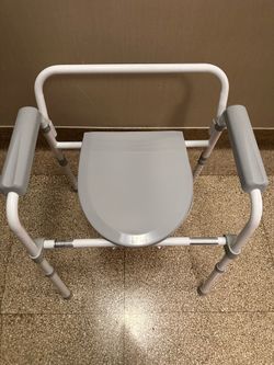 Bedside commode/3 in 1 raised toilet seat