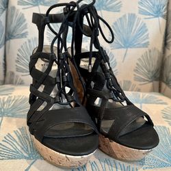 SEXY Guess Lace Up 5” Platform Wedges BRAND NEW sz 6.5