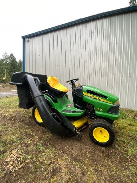 John Deere 155c Riding Lawn Mower