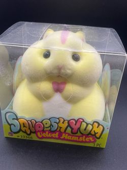 Squeesh Yum Velvet Hamster - yellow
