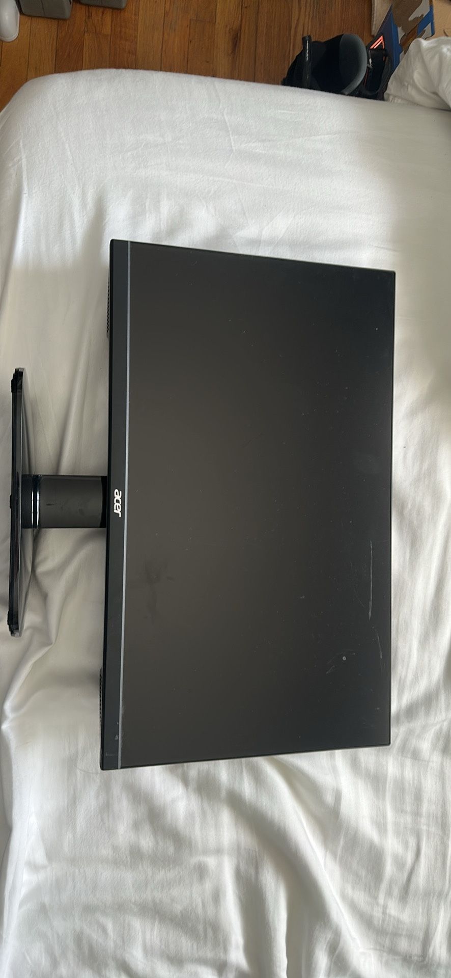 Acer 23.8 in monitor