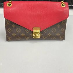 Louis Vuitton Shoulder Bag