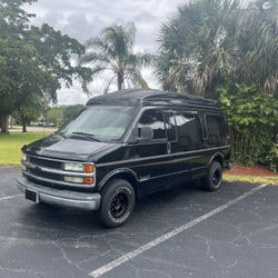 2001 Chevy Express 