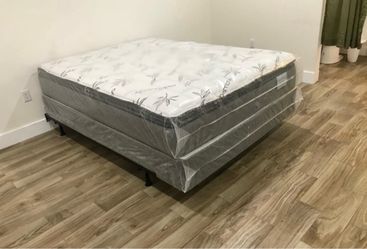 NEW MATTRESS QUEEN SIZE PILLOW TOP WITH BOX SPRING