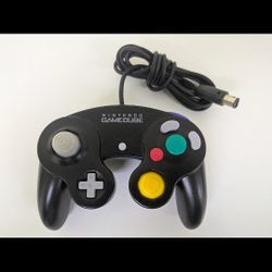 Nintendo GameCube Wired Controller 