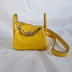 𝐇𝐞𝐫𝐦è𝐬  Mini Lindy Lime Yellow Swift leather bag