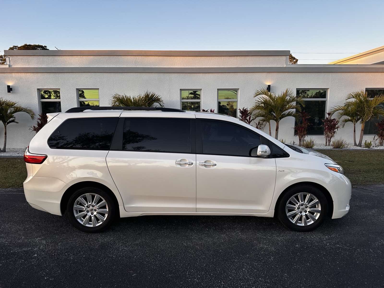 2017 Toyota Sienna