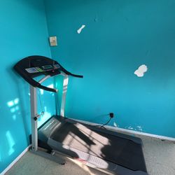 Weslo Cadence G 5.9i Folding Treadmill