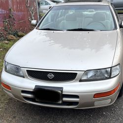 1995 Nissan Maxima - LOW MILEAGE