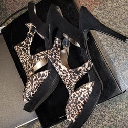 Beautiful Size 10 Leopard print Heels