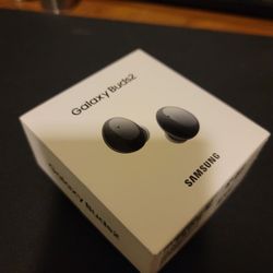 Brand New Samsung Galaxy Buds2 Sealed in box