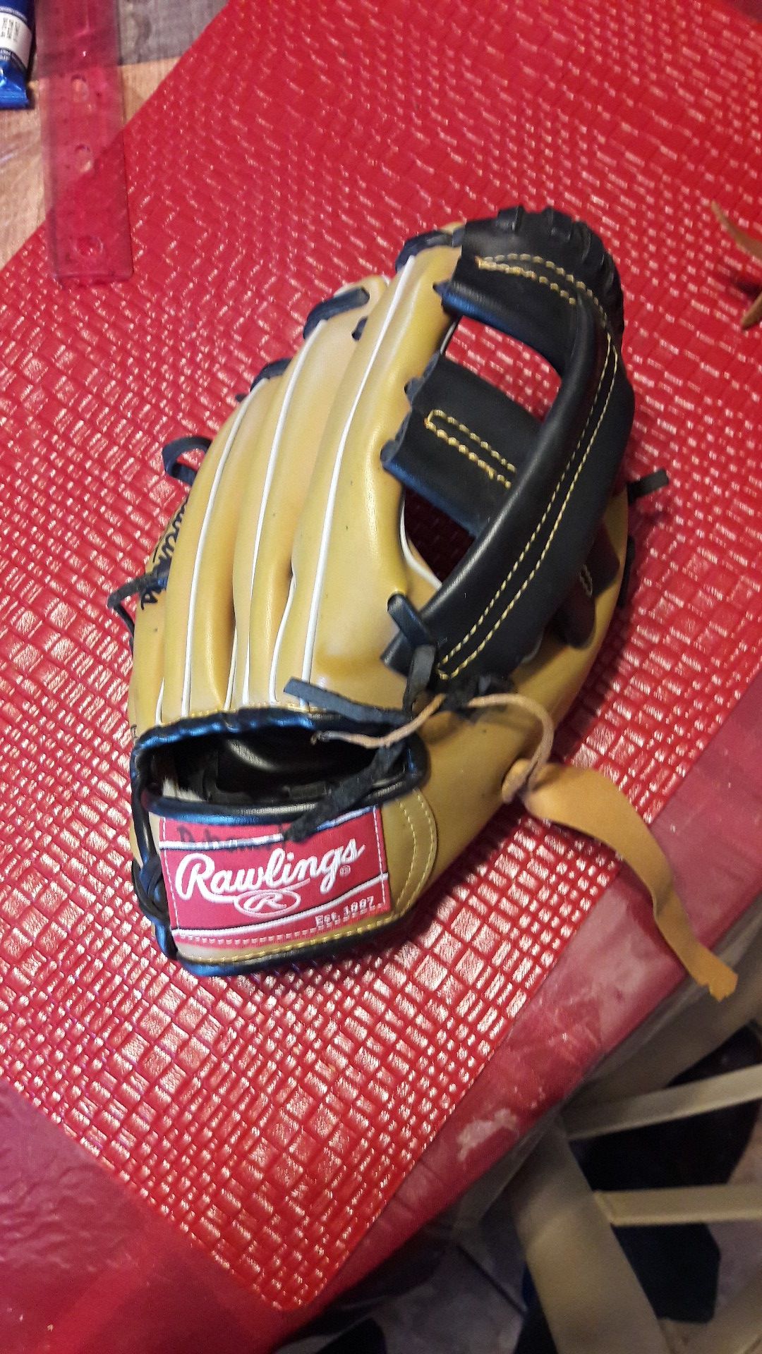 baseball glove youth