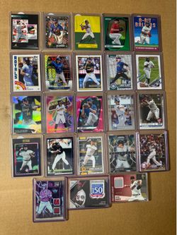 23 baseball cars, good condition