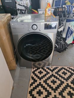 LG Smart Gas Washer and Dryer w/ WiFi (ThinQ) – Graphite Steel – Model DLG3601V