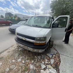 2006 Chevy Xpress 1500