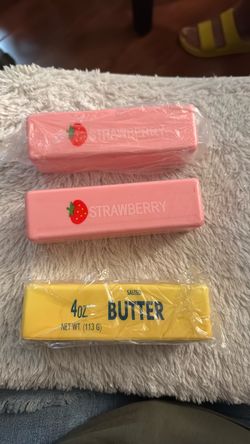Strawberry butter squishy