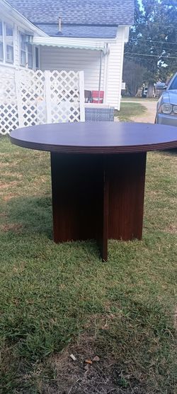 Sturdy Round Table