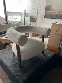 $125 – Modern Bouclé Accent Chair