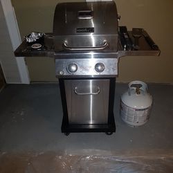 Propane Grill with extras