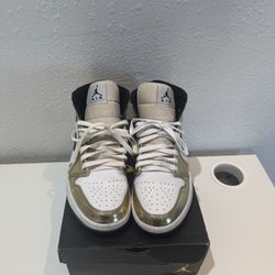 Jordan 1s Size 9M