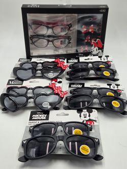 Bundle Disney Mommy & Me Daddy & Me Sunglasses; (2)+2.50 Reading Glasses & Case