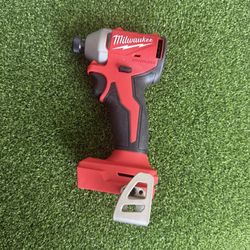 Milwaukee M18 Brushless 1/4 Impact Hex