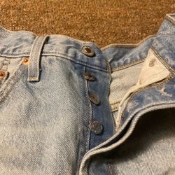 Levi’s jean shorts