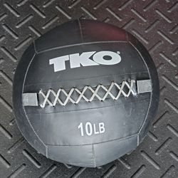 TKO 10LB MEDICINE WALL BALL