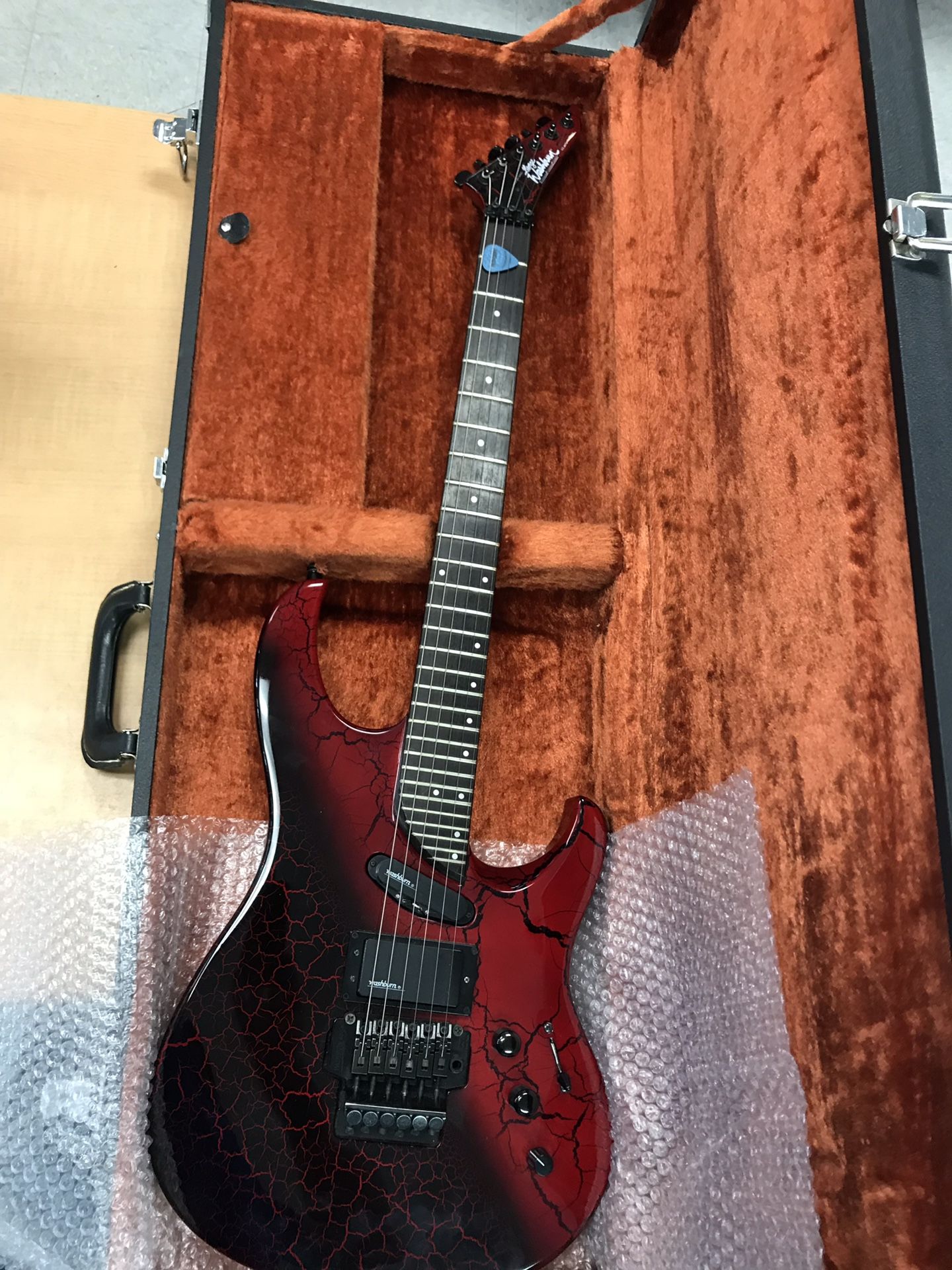 ギター Washburn USA EC-29 Washburn EC29 Red Crackle 1987 – Chicago Music Exchange