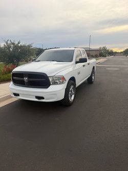 2017 Ram 1500 tradesmen 4x4