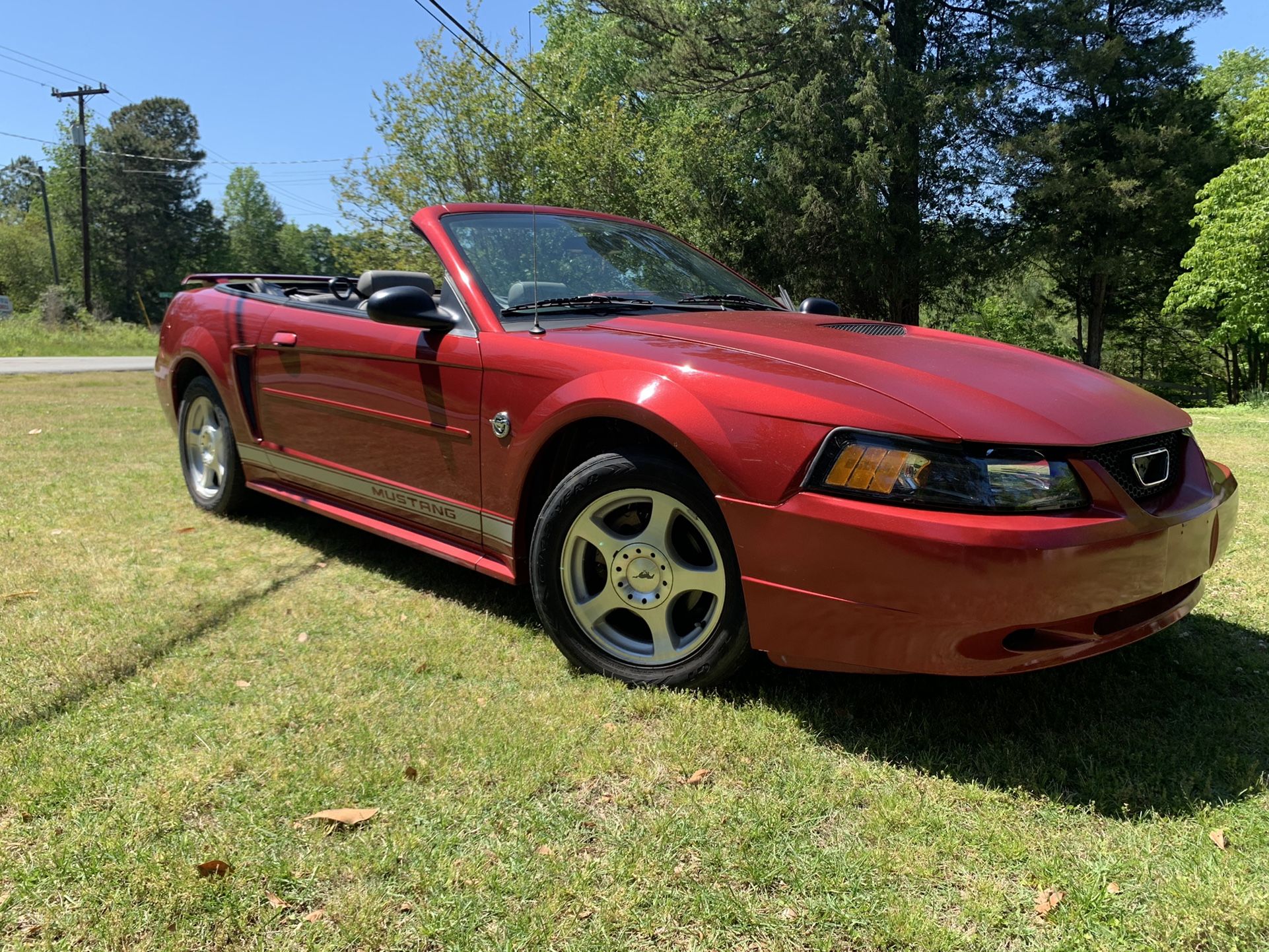 2004 Ford Mustang