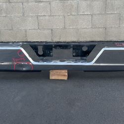 2019-2025 Gmc Sierra Chevrolet Silverado Rear Bumper Cover Oem 
