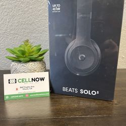 BEATS SOLO3 Wireless Headphones - New & Sealed