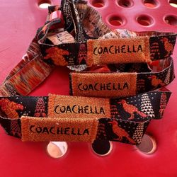 4 GA COACHELLA SUNDAY WRISTBANDS $200 EACH 