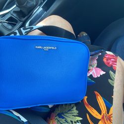 Authentic purse  Karl  Blue camera  sise shoulder stripe beautiful original nee