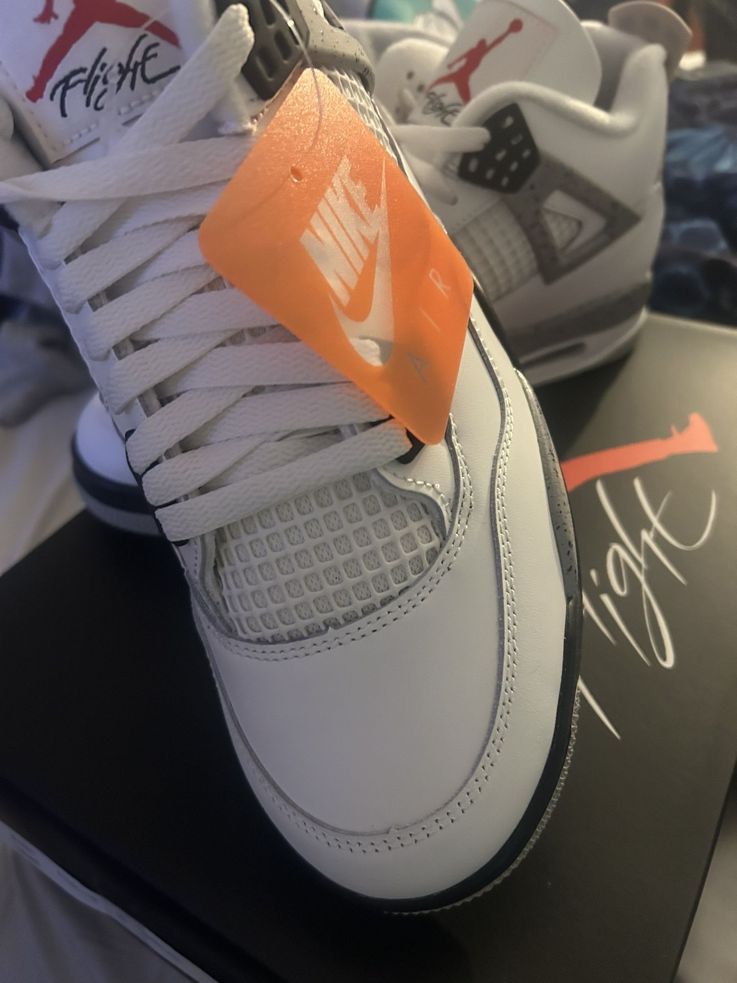 Jordan 4