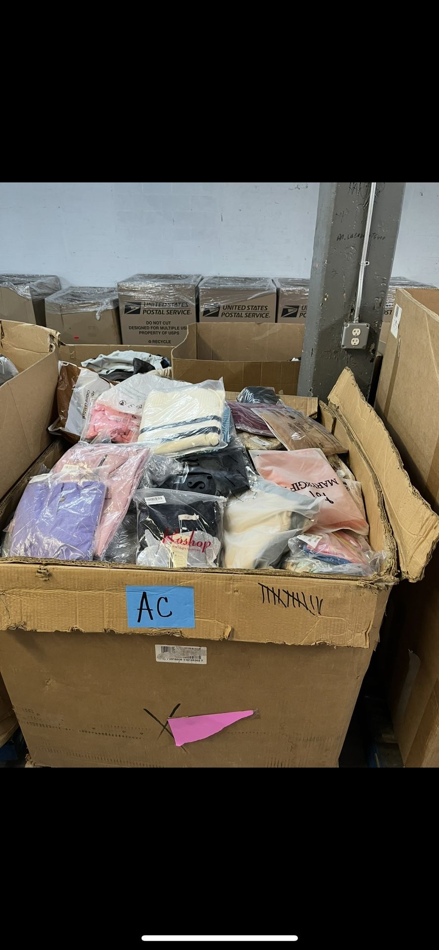 Clothing Pallets!!