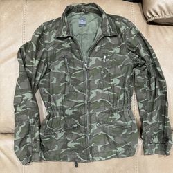 “GAP” Camouflage Jacket - Small