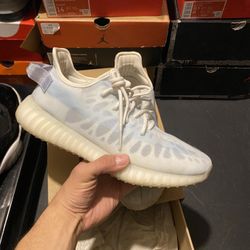 Adidas Yeezy 350 Mono Ice size 9.5 USED 