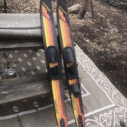 Vintage 1970s/80s  Free spirit Water Skis