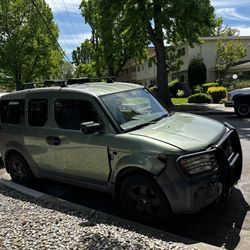 2004 Honda Element