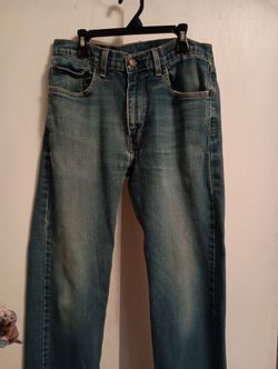 2 Pair Of Levi's Jeans Men's 33x34 505 Blue Medium Wash Distressed Denim