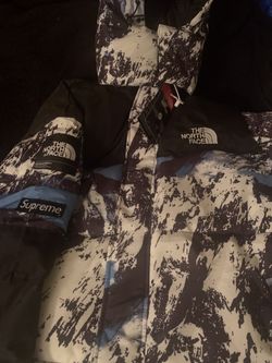Supreme The North Face Mountain Baltoro jacket coat